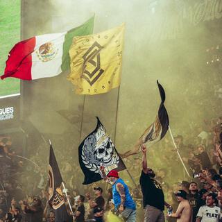 Civilicacion Black and Gold LAFC