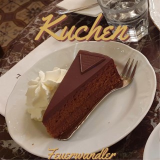 Kuchen lyrics | Boomplay Music