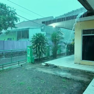 Floods Occur During Heavy Rain