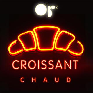 croissant chaud