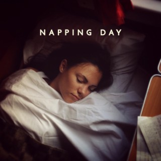 Napping Day – Sweet Piano Melodies To Sleep And Find Inner Peace