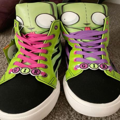 gir shoes :) | Boomplay Music