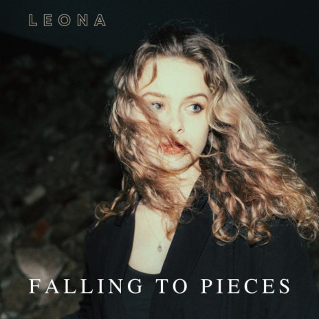 Falling to Pieces | Boomplay Music