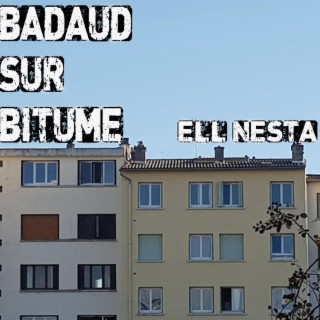 Badaud sur Bitume