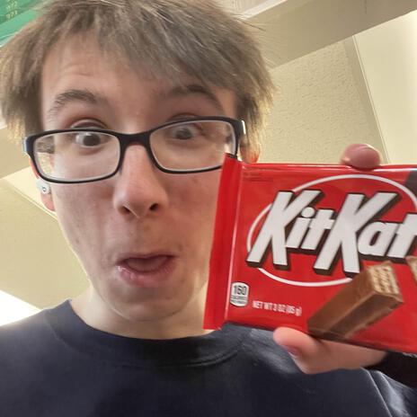 I Stole A KitKat From Sunoco On New Year's Eve | Boomplay Music