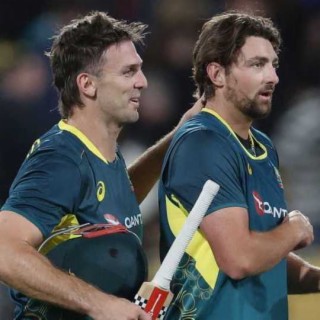 Mitch Marsh and Tim David the heroes as Australia pull off a thrilling run-chase to win against New Zealand in the 1st T20 at Wellington.