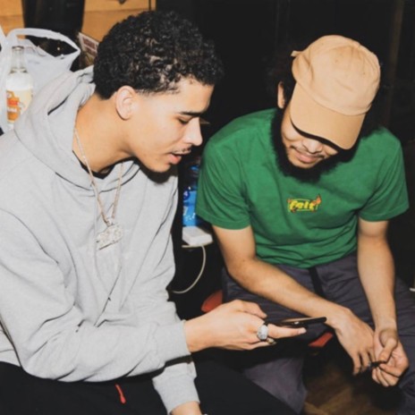 LIVING GOOD ft. Jay Critch | Boomplay Music