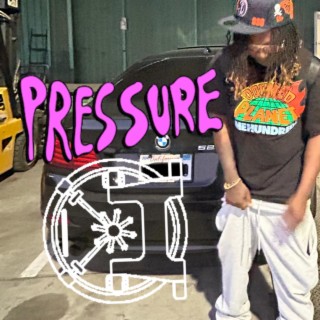 Pressure vault