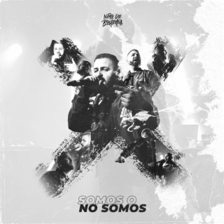 Somos o No Somos ft. Moonrose lyrics | Boomplay Music