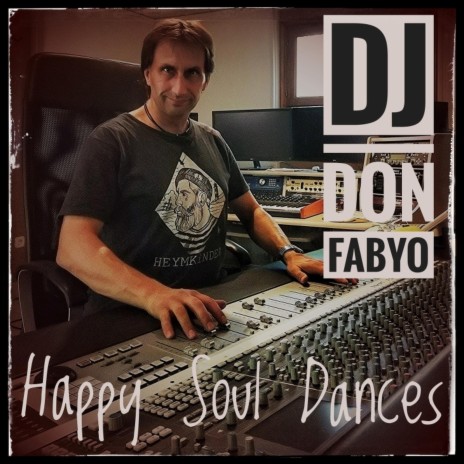 Happy Soul Dances | Boomplay Music