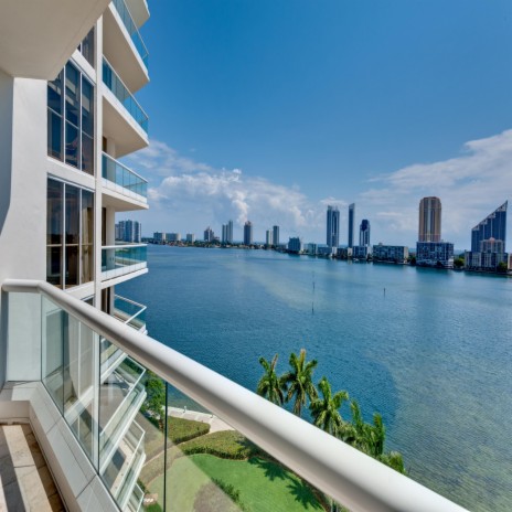 Condo With A View | Boomplay Music