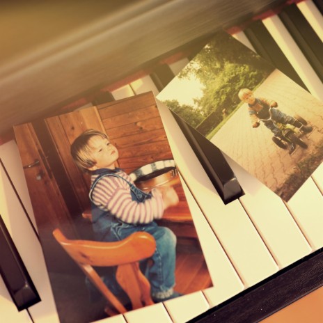 Souvenirs d'enfance | Boomplay Music