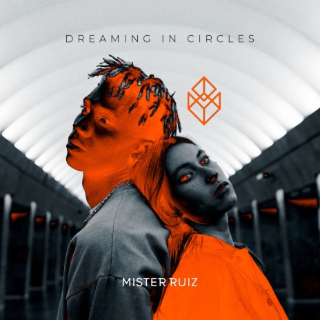 Dreaming in Circles | Boomplay Music