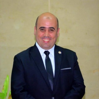 Dr.Mohamed Loutfy