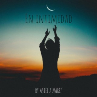 En Intimidad