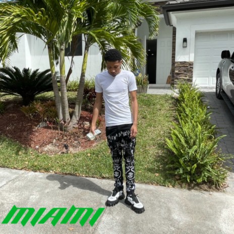 Miami ft. Yovngblake II | Boomplay Music