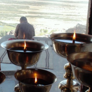 One Hour Tibetan Bowls and Overtone Singing Meditation
