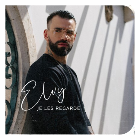 Je les regarde | Boomplay Music