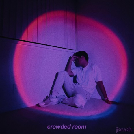 crowded room | Boomplay Music