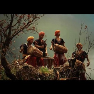 Ka Jingiam Ka Riti ft. Iarapsbun Marbaniang lyrics | Boomplay Music