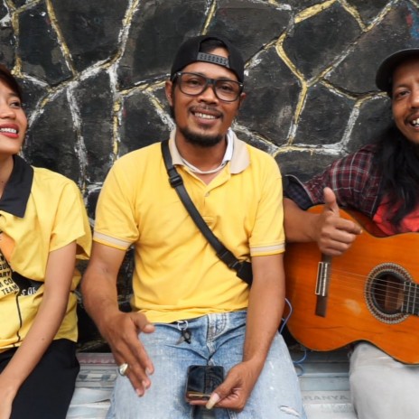 Segera Sirna ft. Wulan | Boomplay Music