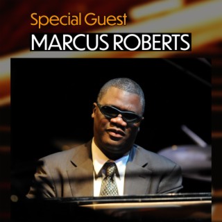 Jazz Pianist Marcus Roberts - The Connection with his Trio, the Audience and Much More!