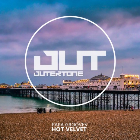 Hot Velvet ft. Outertone | Boomplay Music