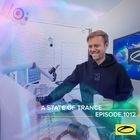 Into The Waves (ASOT 1012) ft. DynArt | Boomplay Music