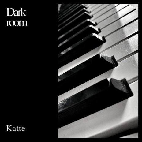 Dark room | Boomplay Music