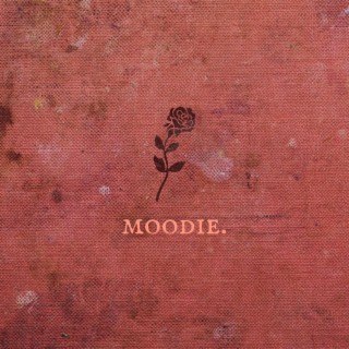 moodie.