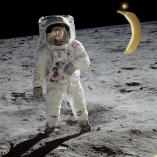 Lonely Astronaut opus 718.05