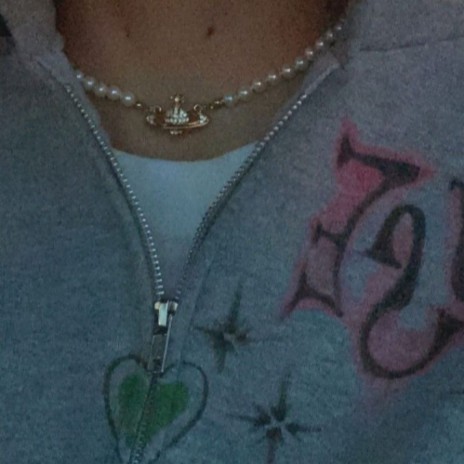 vivi necklace ft. zombi6es