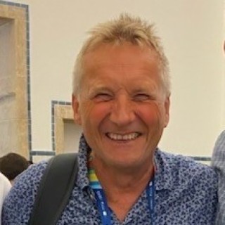 Professor Svein Arne Pettersen