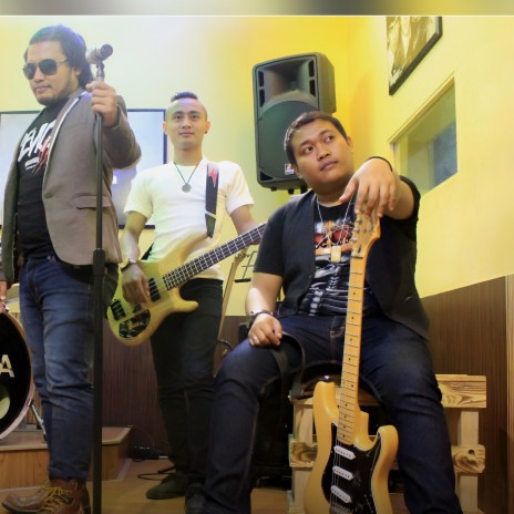 Aku Bukan Langit ft. Aulora Band, Sheila On 7, Ziva Magnolya, Mike Mohede & Lyodra | Boomplay Music