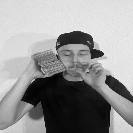 Sucht Nach Geld | Boomplay Music