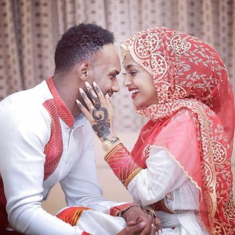 Hees Cusub Naft ft. Manhar | Boomplay Music