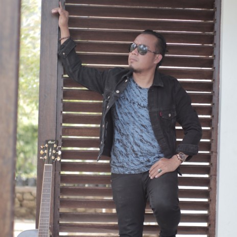 Kecewa Dalam Bercinta | Boomplay Music