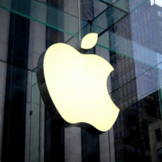 Apple s'excuse pour une publicité controversée