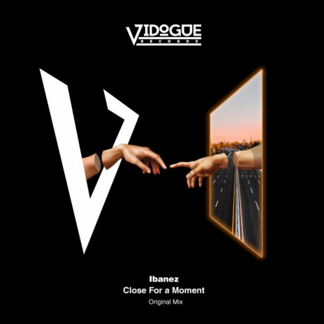 Close For A Moment (Original Mix)