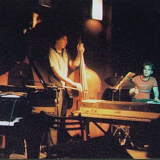 live at the side on cafe Sydney jan 28 2003 with Jochen Rueckert Matt Penman James Muller