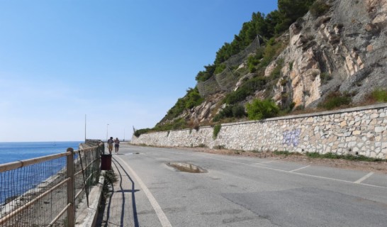 The Incompiuta in Diano Marina: ancient road on the Ligurian Sea