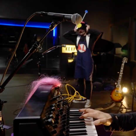 Jungle (Live on KEXP 2016) | Boomplay Music