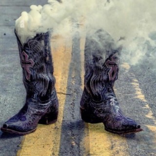 Smoke'in Boots