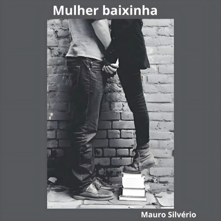 Mulher baixinha