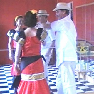 Bailando