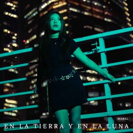 En La Tierra Y En La Luna | Boomplay Music