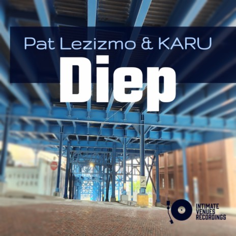 Gladstrijken (Pat Lezizmo & KARU Album Mix) ft. KARU | Boomplay Music