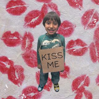 KISS ME