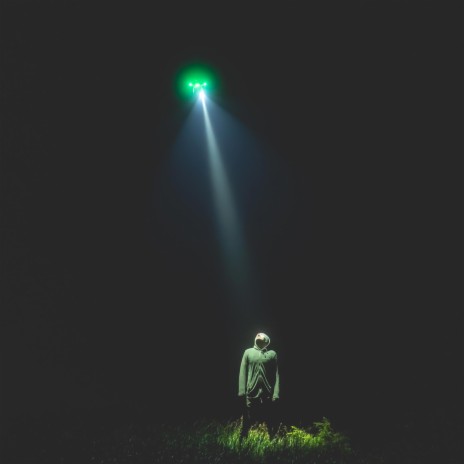 UFO ft. LaMont MartiaN | Boomplay Music