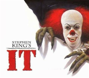 IT by Stephen King and the 1990 Mini Series of the same title review